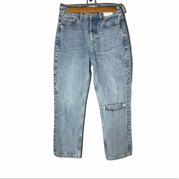 Topshop Editor Light Wash Distressed Jeans - Picture 5 of 15